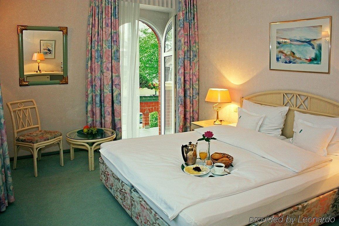 Hotel Residenz Joop Magdeburg Oda fotoğraf